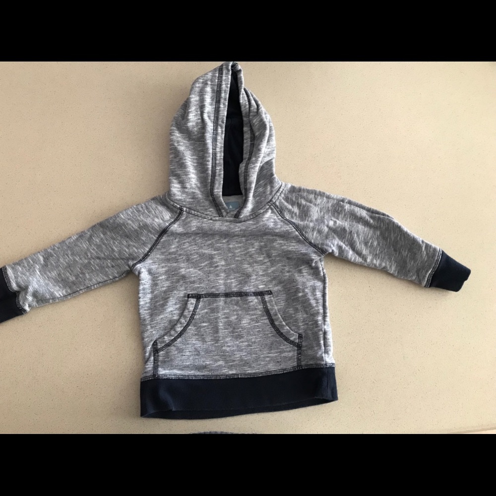 GAP kids sweater in great condition